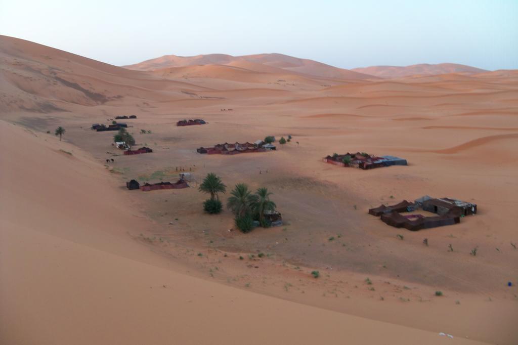 Kasbah Tamariste Acomodação com café da manhã Merzouga Exterior foto