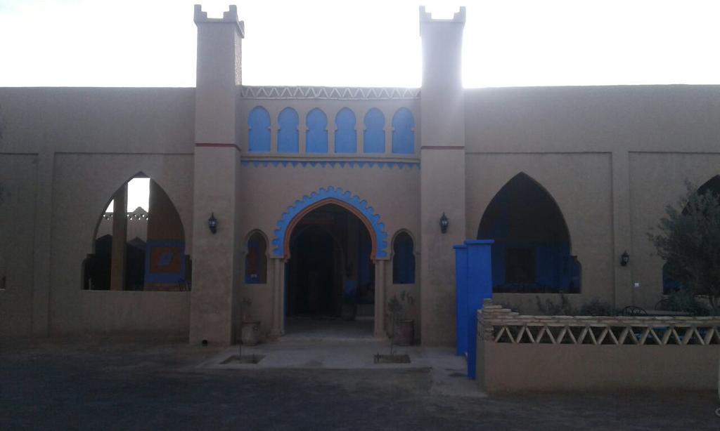 Kasbah Tamariste Acomodação com café da manhã Merzouga Exterior foto